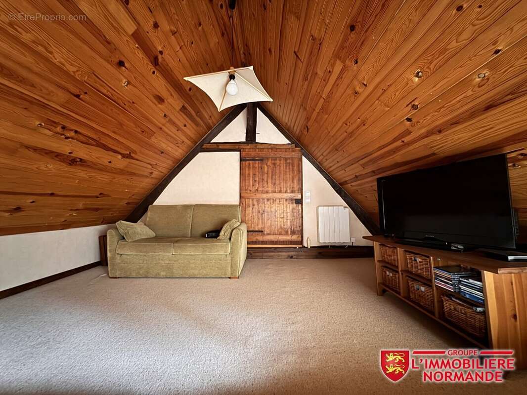 Maison à SAINT-MARCEL