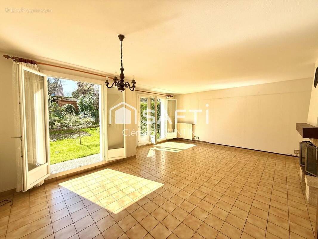 Photo 1 - Maison à MONTIGNY-LE-BRETONNEUX