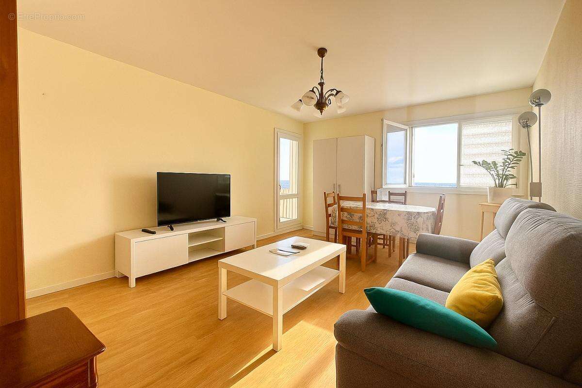 Appartement à TALANT