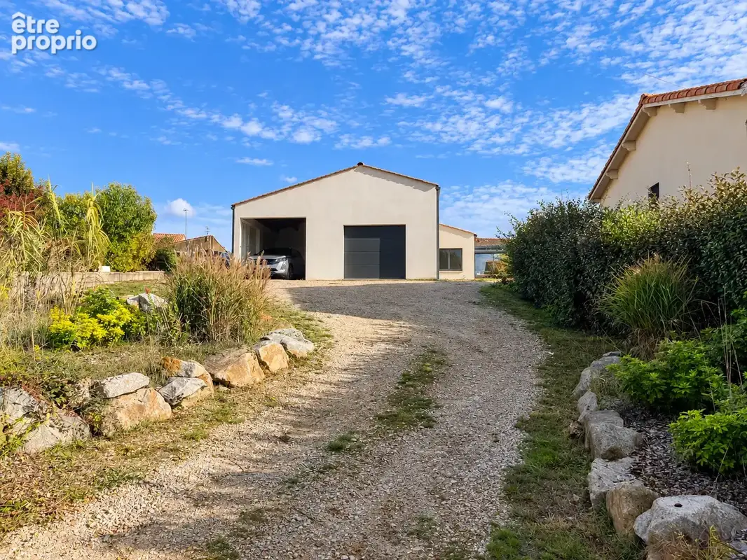 LANDERONDE   Maison de plain-pied avec véranda et suite parentale - photo 8