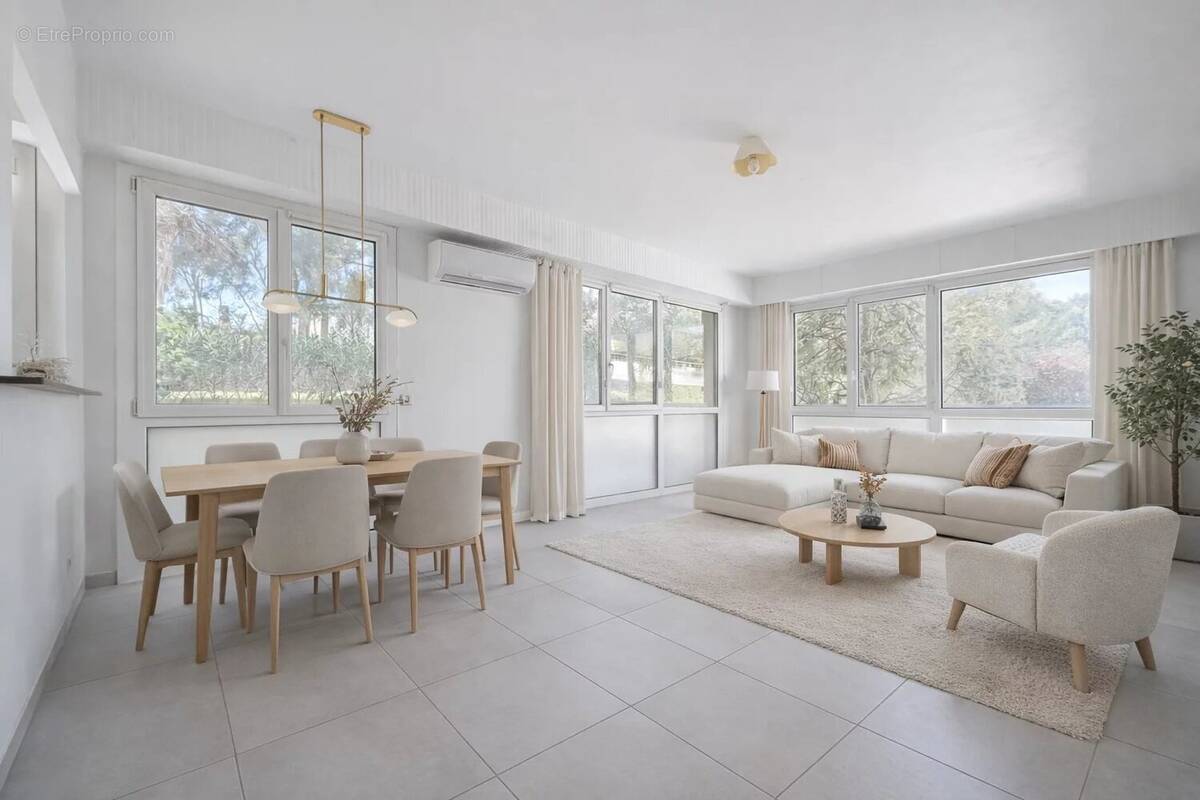 Appartement à MARSEILLE-9E