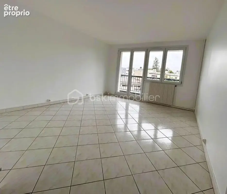 Appartement 3 pièces rénové avec balcon – Corbeil-Essonnes - photo 3