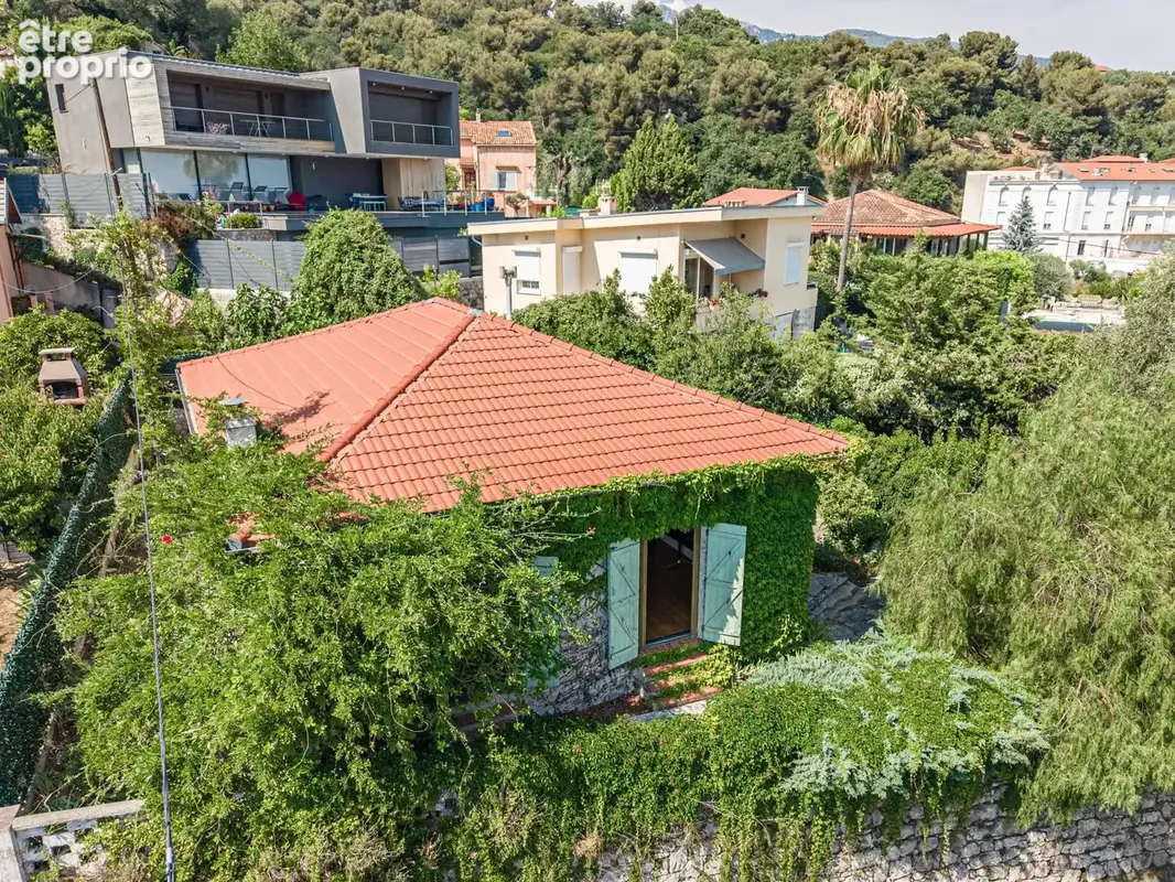 Menton - Proximité immédiate du Centre-Ville et des plages - Maison de caractère - photo 15