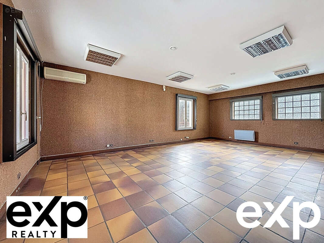 Appartement à MEZIERES-SUR-SEINE