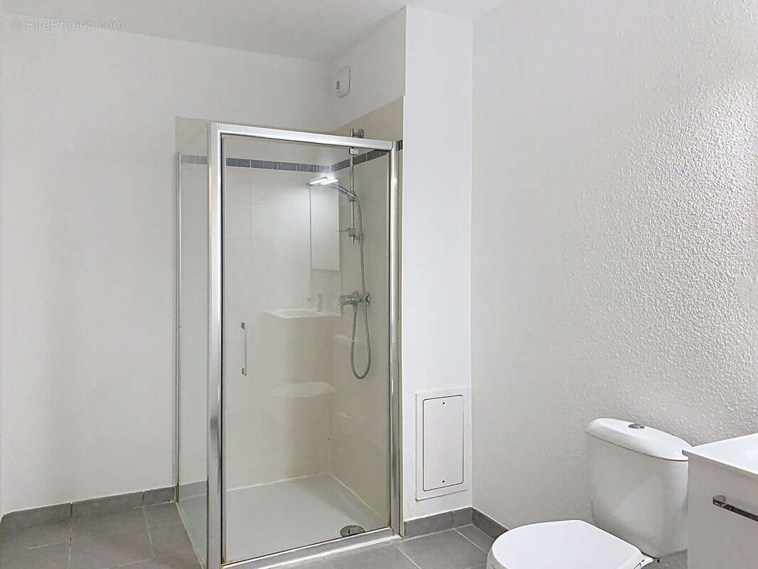 Appartement à VILLENAVE-D&#039;ORNON