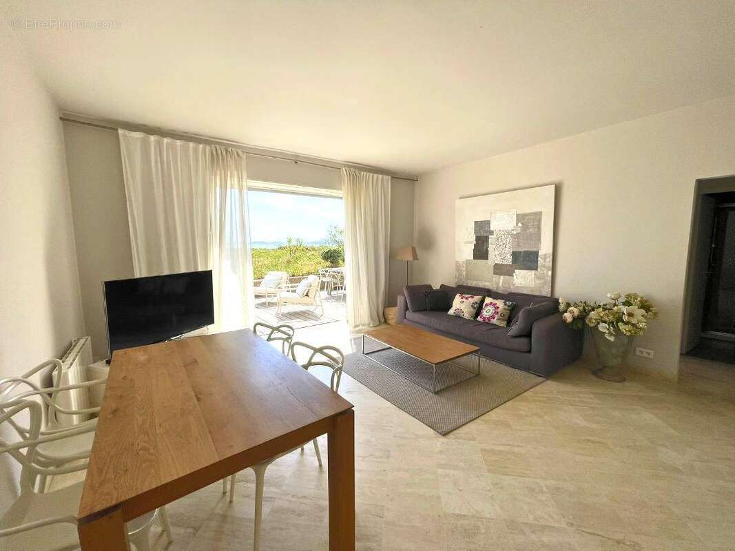 Appartement à GRIMAUD
