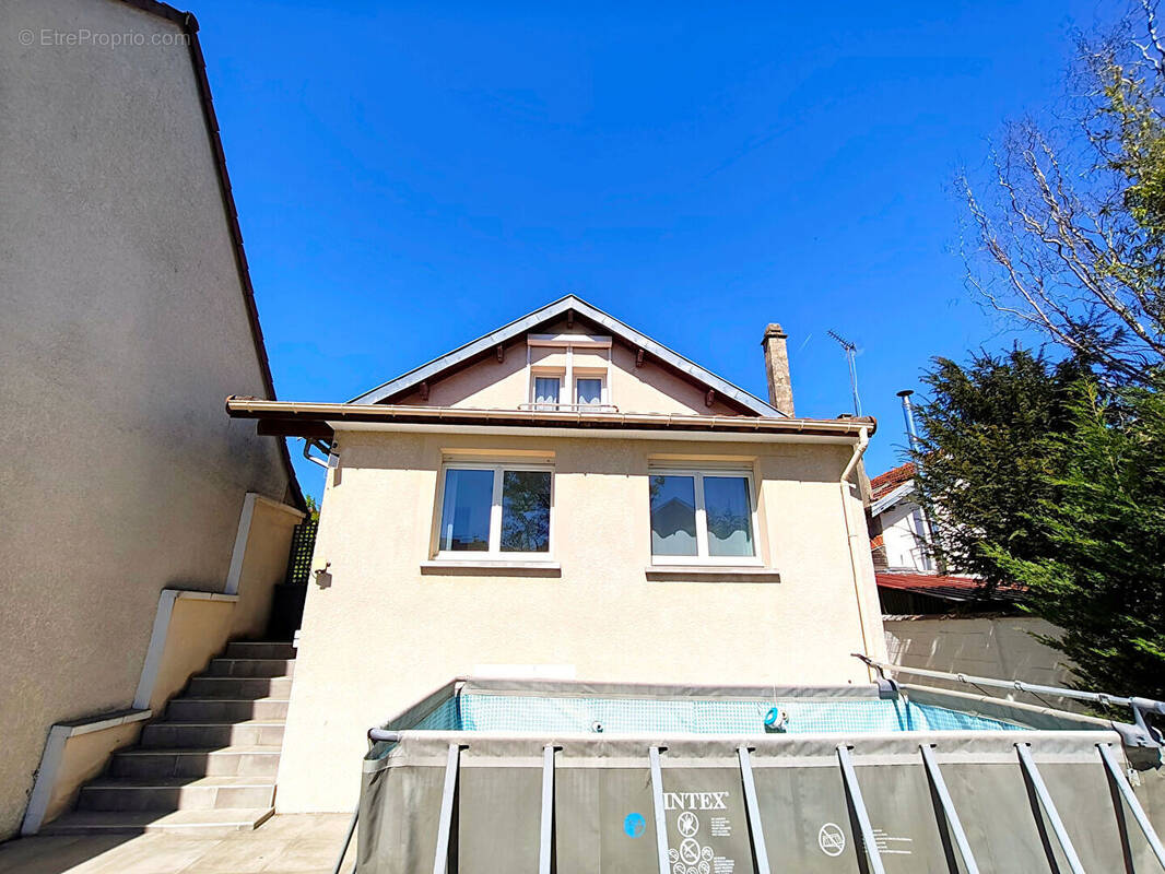 Maison à VILLEMOMBLE