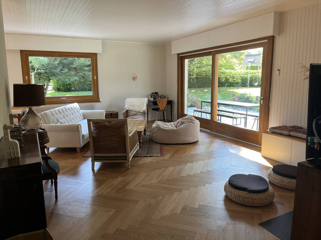 Maison à SCIEZ