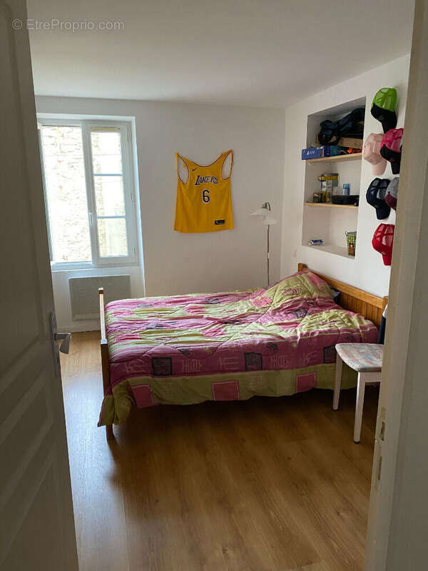 Appartement à ROBION