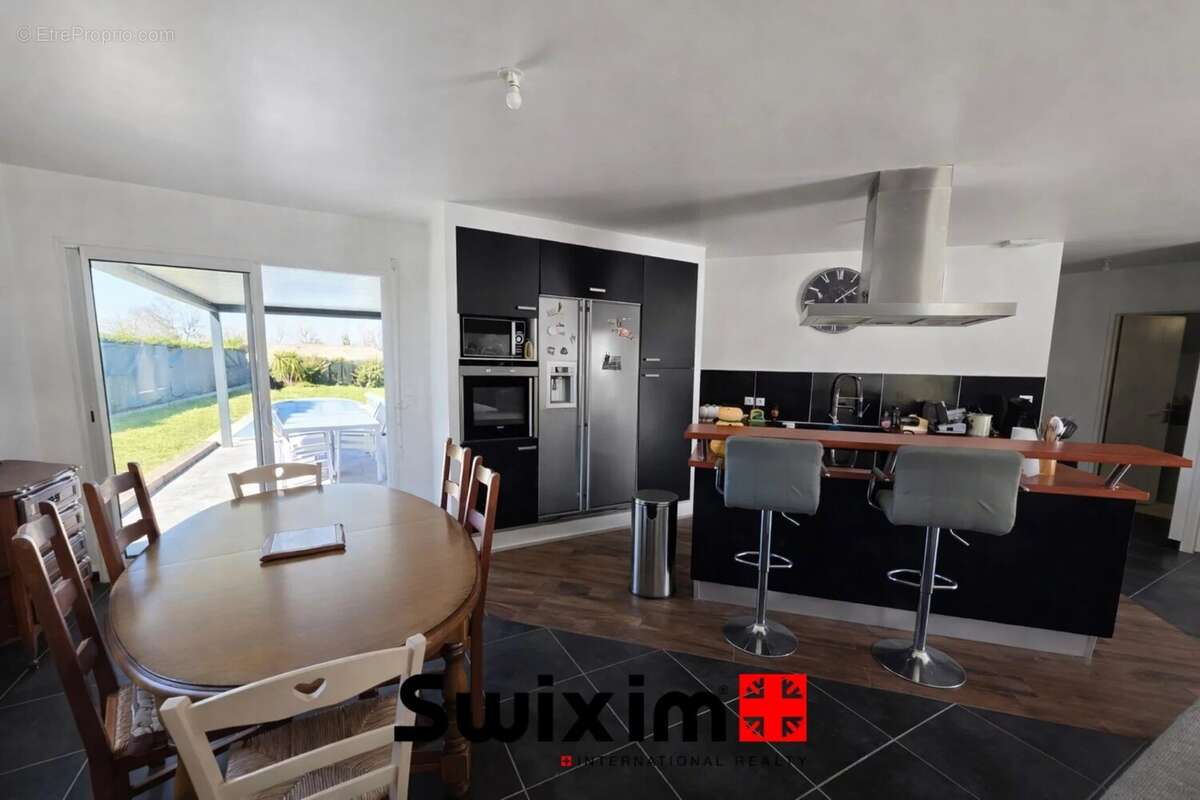 Maison à SAINT-LAURENT-MEDOC