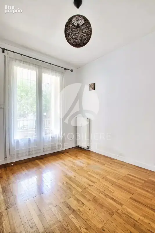 T3 - monplaisir - 72m² - photo 5