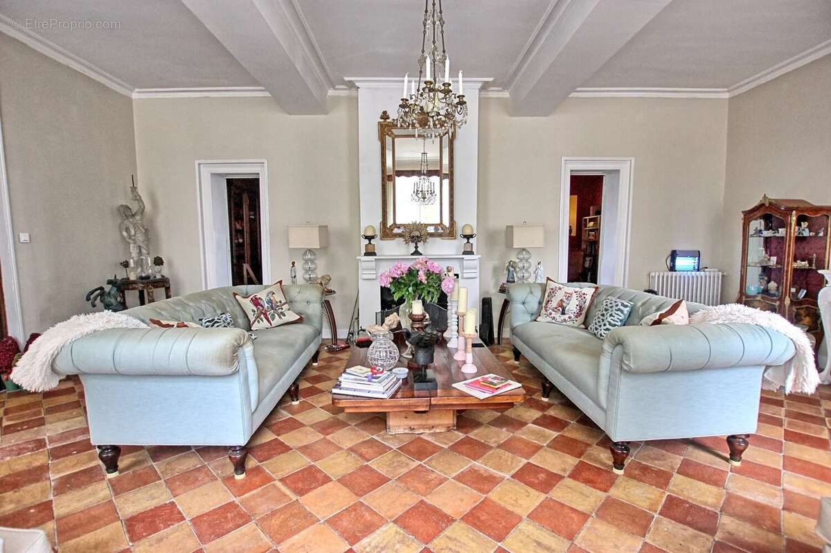 Domaine avec dépendances privatif - photo 2