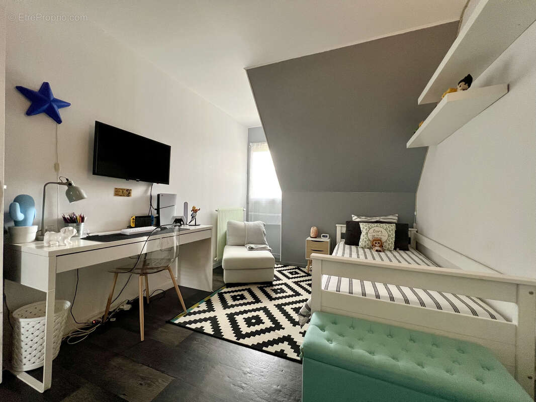 Maison limite Nozay - photo 12