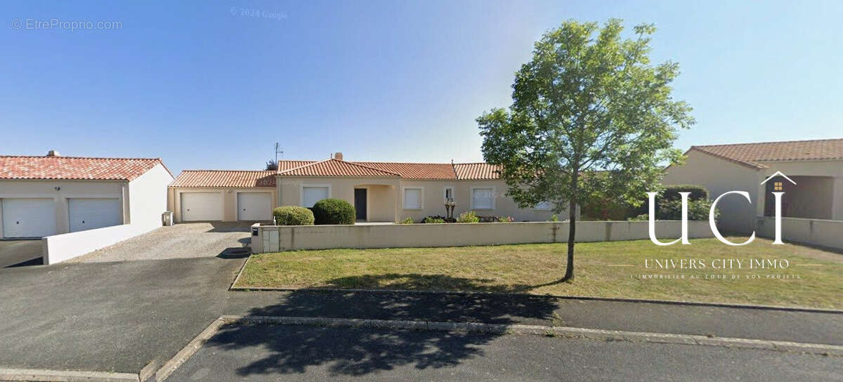 Maison 8 pièces 152 m² à vendre à La Ferriere (85280) - photo 3