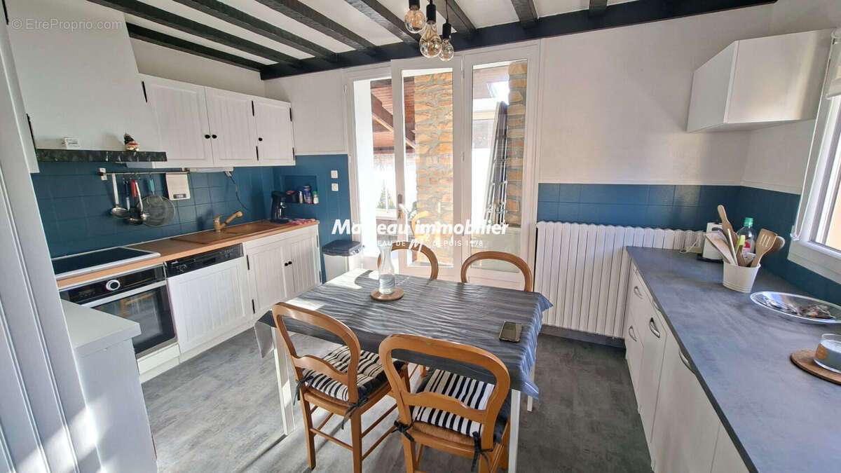 Maison à PARIGNE-L'EVEQUE