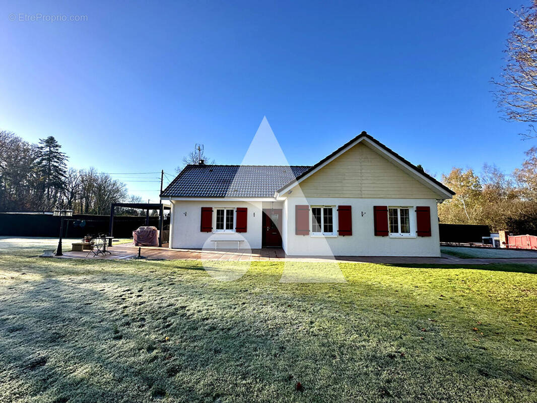 Maison à LE FIDELAIRE