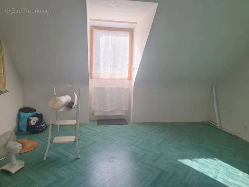 Maison à CHATELAUDREN