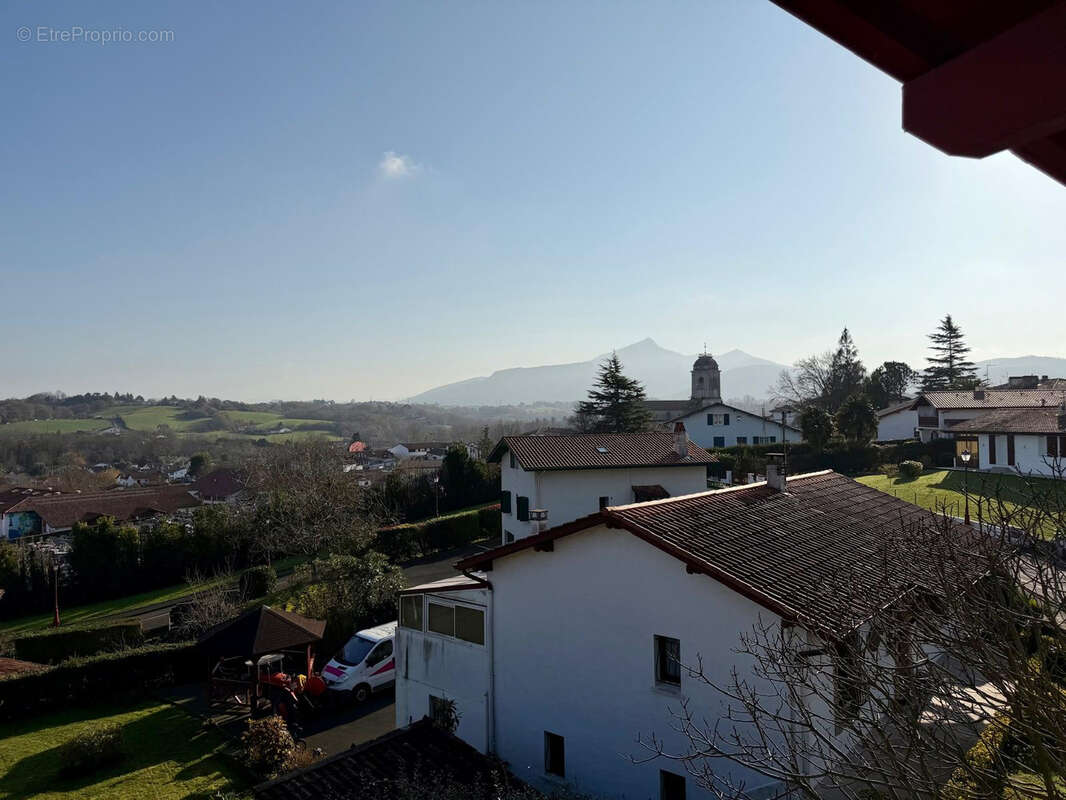 Maison familiale 240 m2 Urrugne   Vue montagnes, T2 indépendant, jardin - photo 3