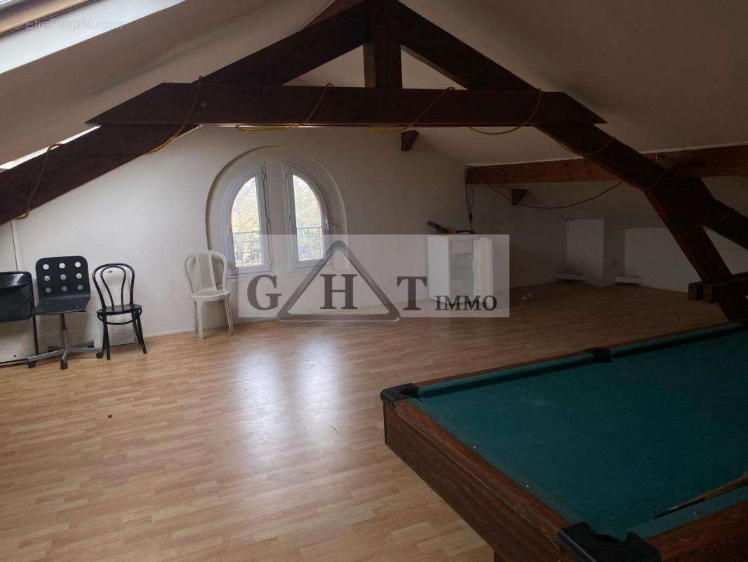 Terrain à VILLECRESNES