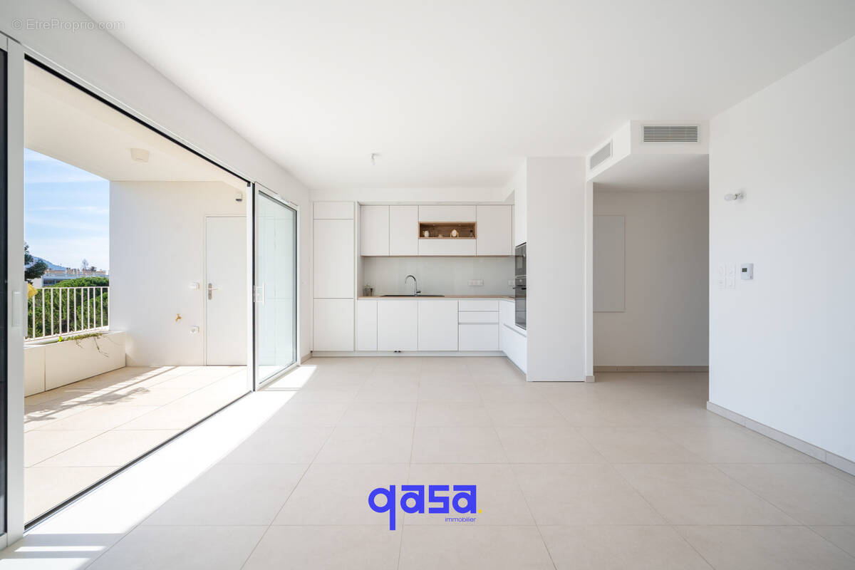 Appartement à MARSEILLE-8E