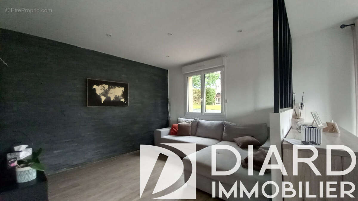 Maison La Chapelle Fleurigne 6 pièce(s) 115 m2 - photo 8