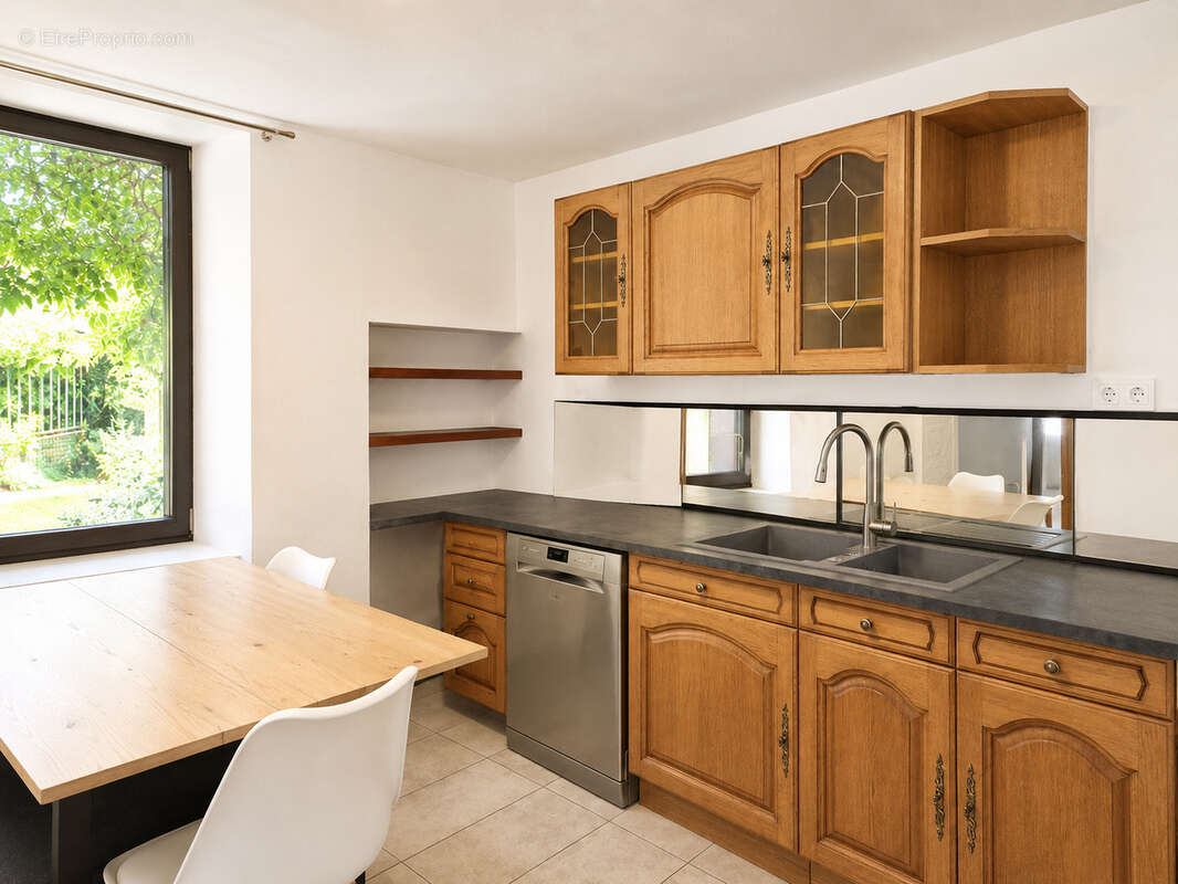 Appartement T3 76 m2 + jardin 300 m2 - photo 5