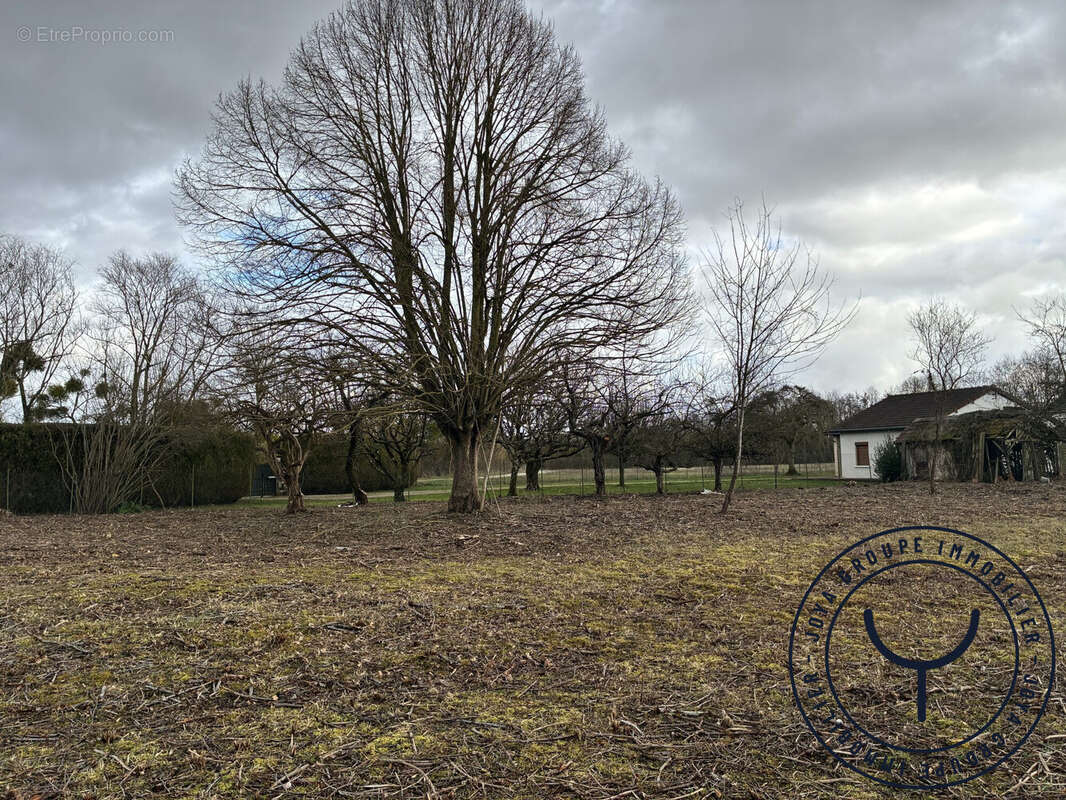 Terrain à PONT-SUR-SEINE