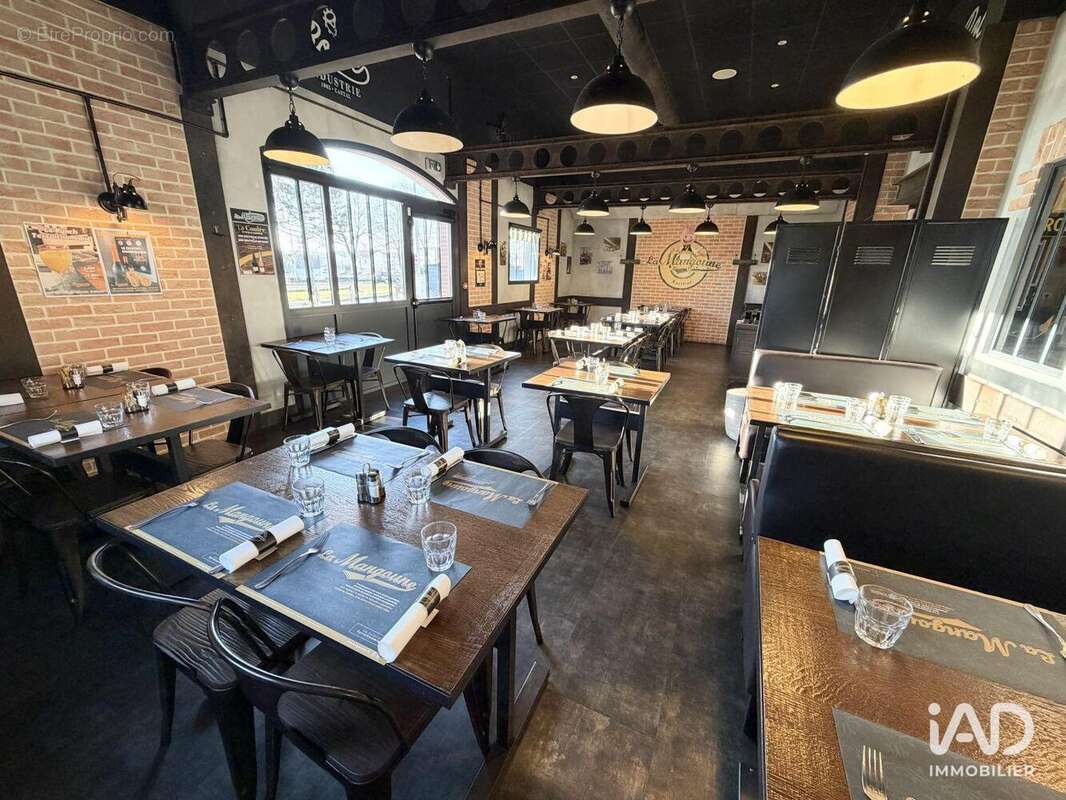 Photo 2 - Commerce à AURILLAC