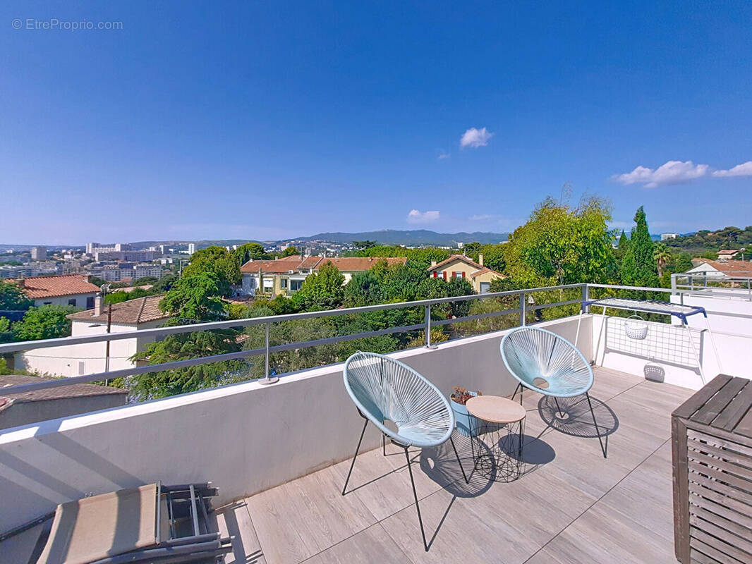 Appartement à MARSEILLE-12E