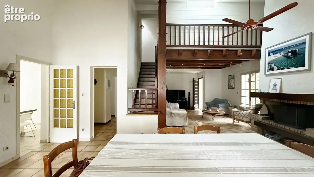 Maison landaise 220 m² avec piscine sur 3000 m²  7 pièces  calme absolu  sans vis-à-vis  fort potentiel - photo 8