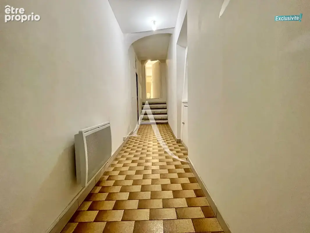 Clermont-l'hérault centre - t4 de 80 m² - 3 chambres - l'intégralité du 1er étage - fort potentiel - photo 10