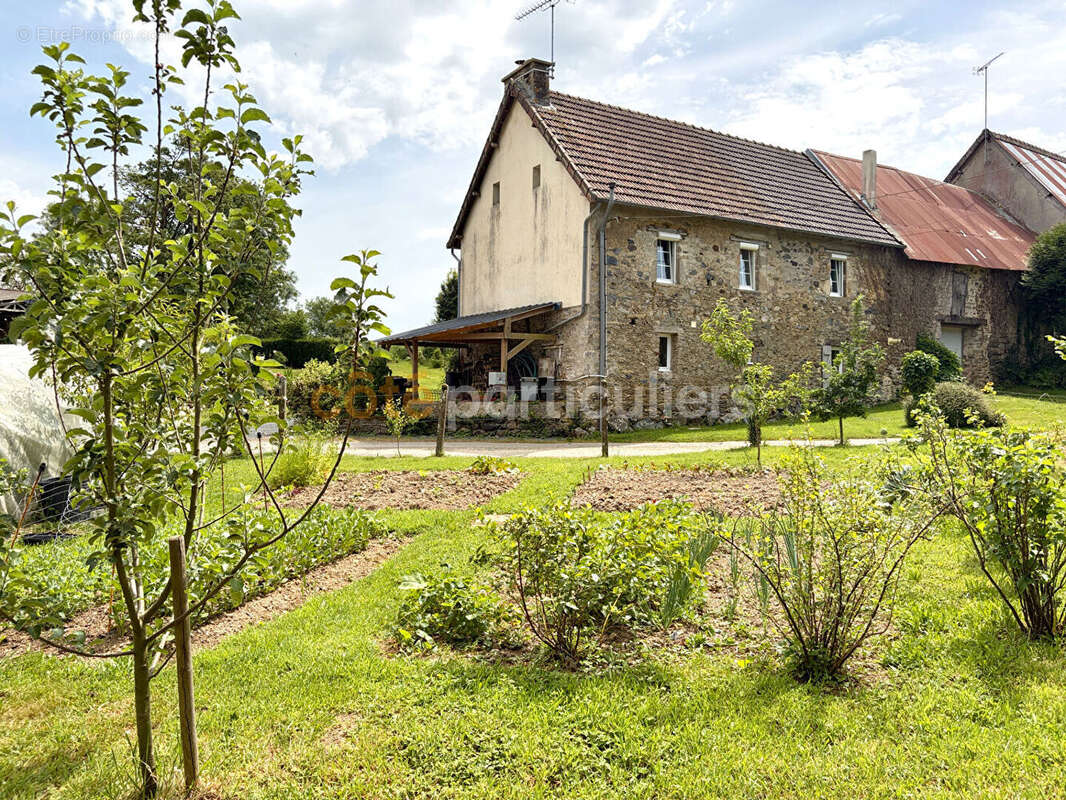 Maison à LE LOREY