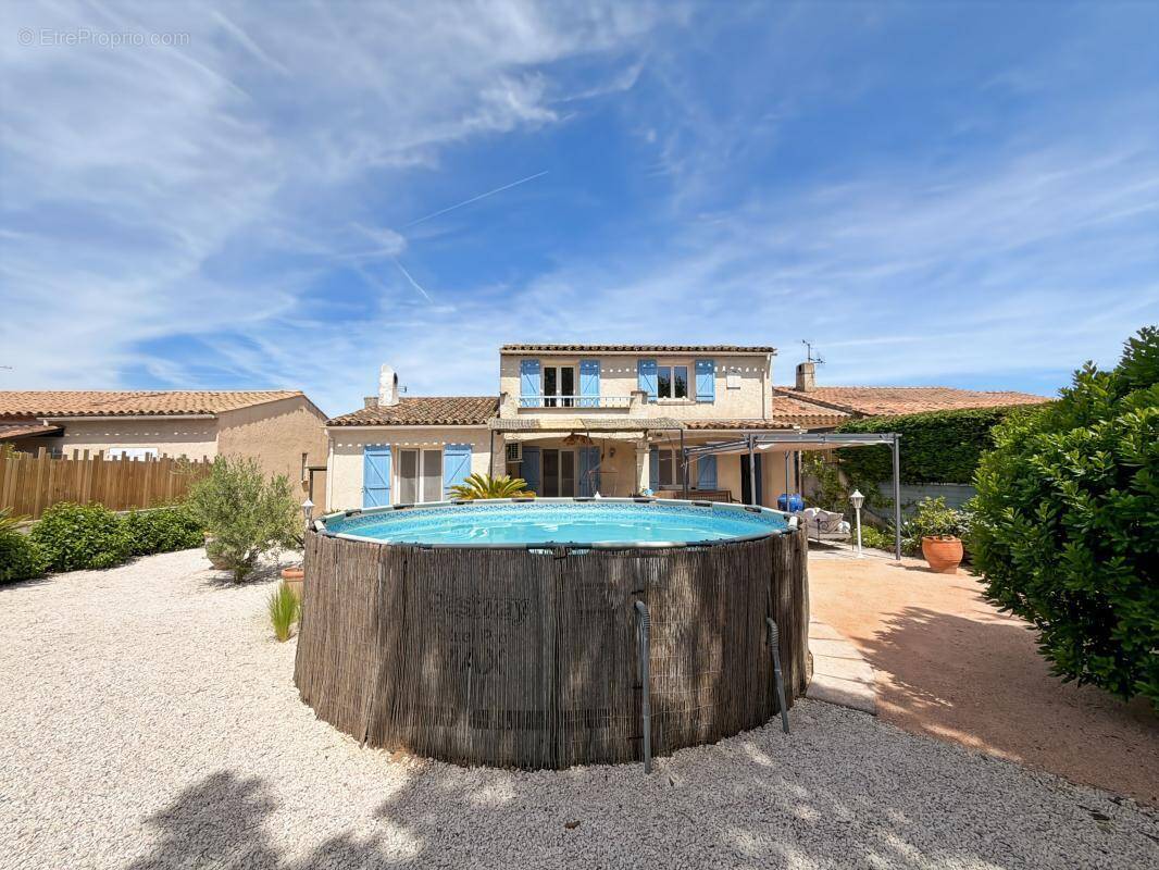 Maison à PUGET-SUR-ARGENS