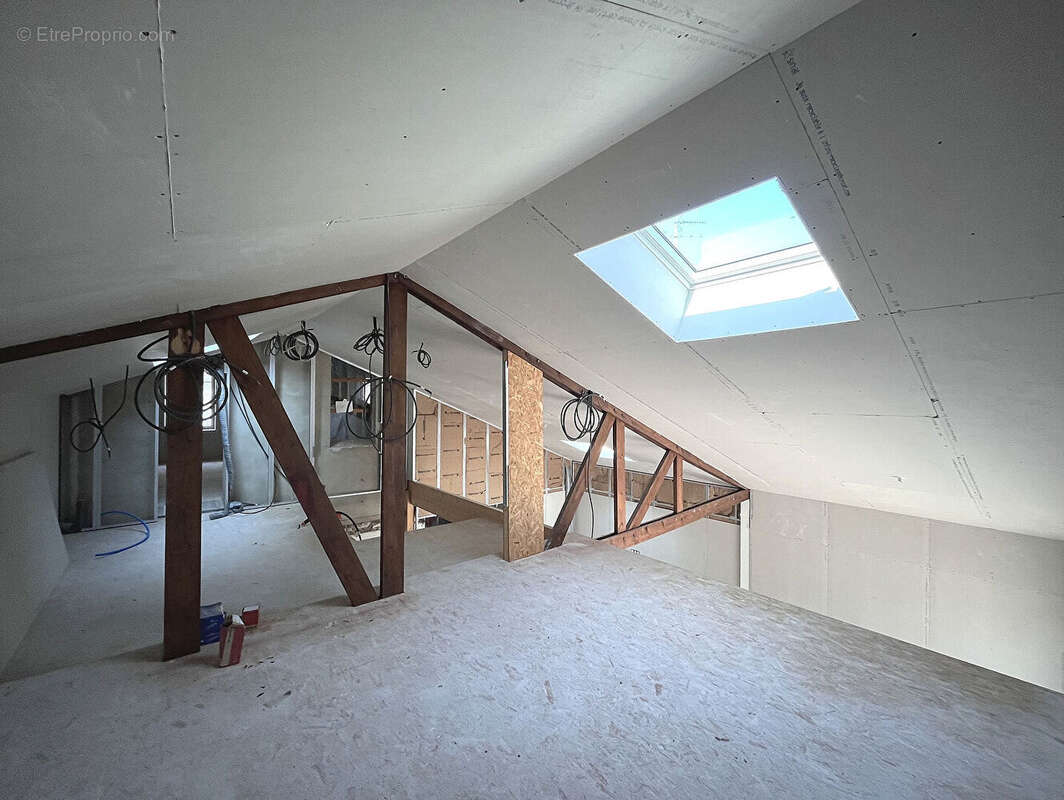 Maison de ville de 190 m² avec garage et patio - photo 11