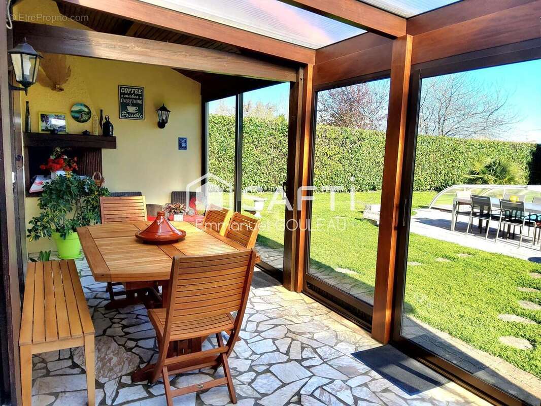 Photo 4 - Maison à VOUILLE