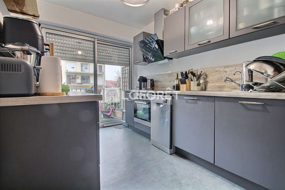 Appartement à NANTERRE