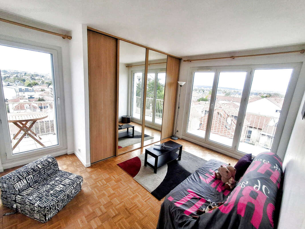 Appartement à BRY-SUR-MARNE