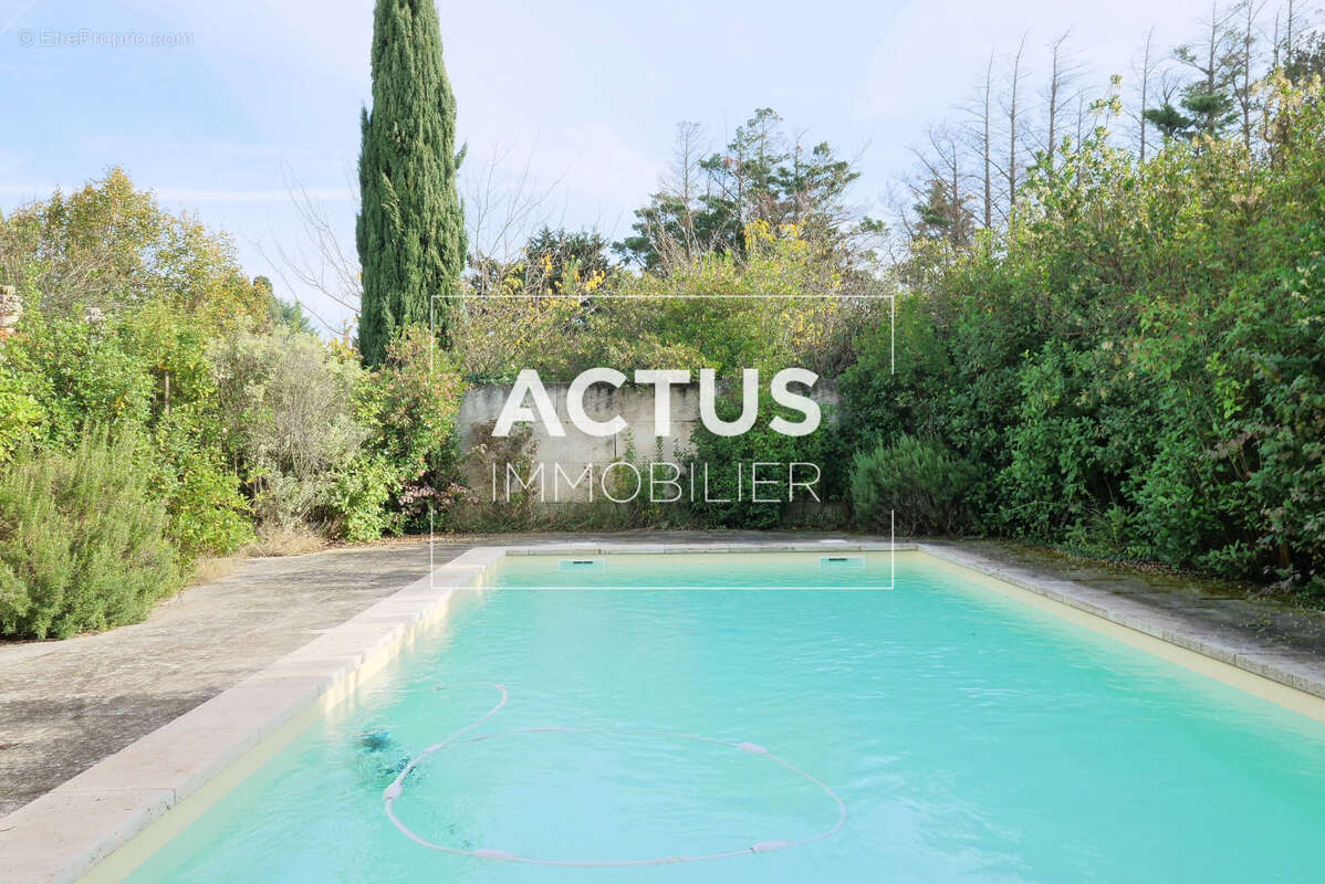 Maison à EYGALIERES