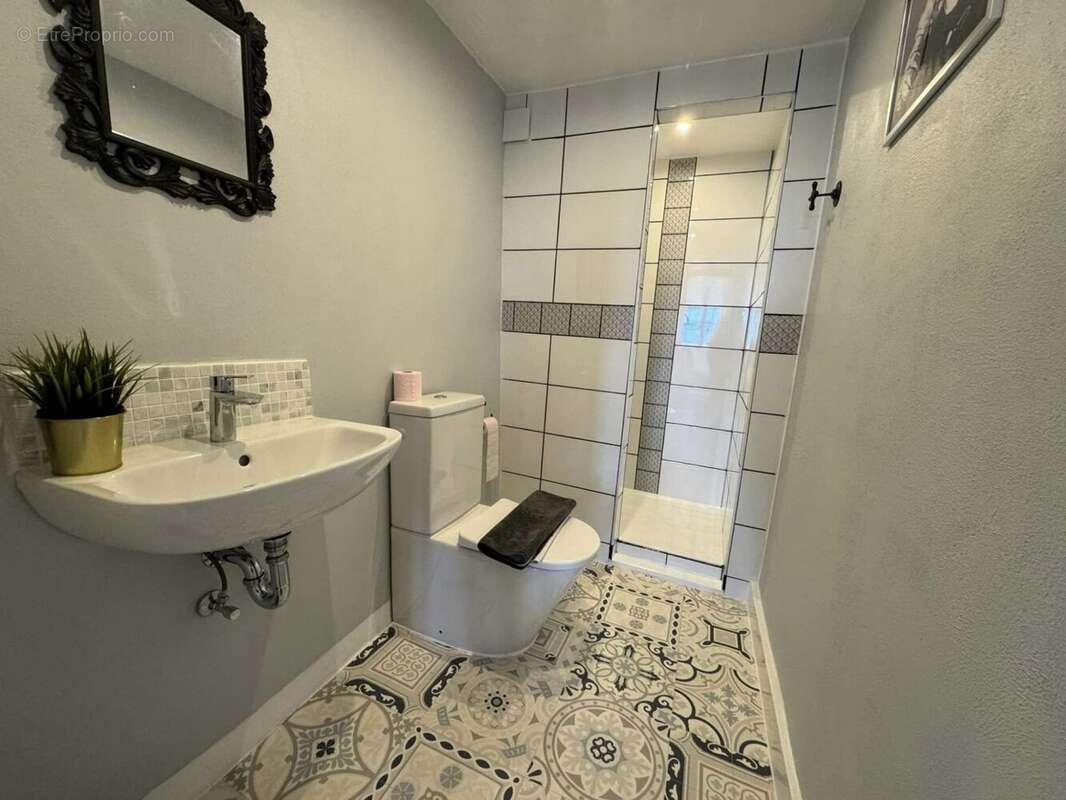 Maison à CHATEAUPONSAC