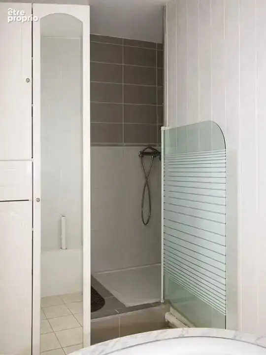 Appartement 101 m² à Lanester  - photo 4