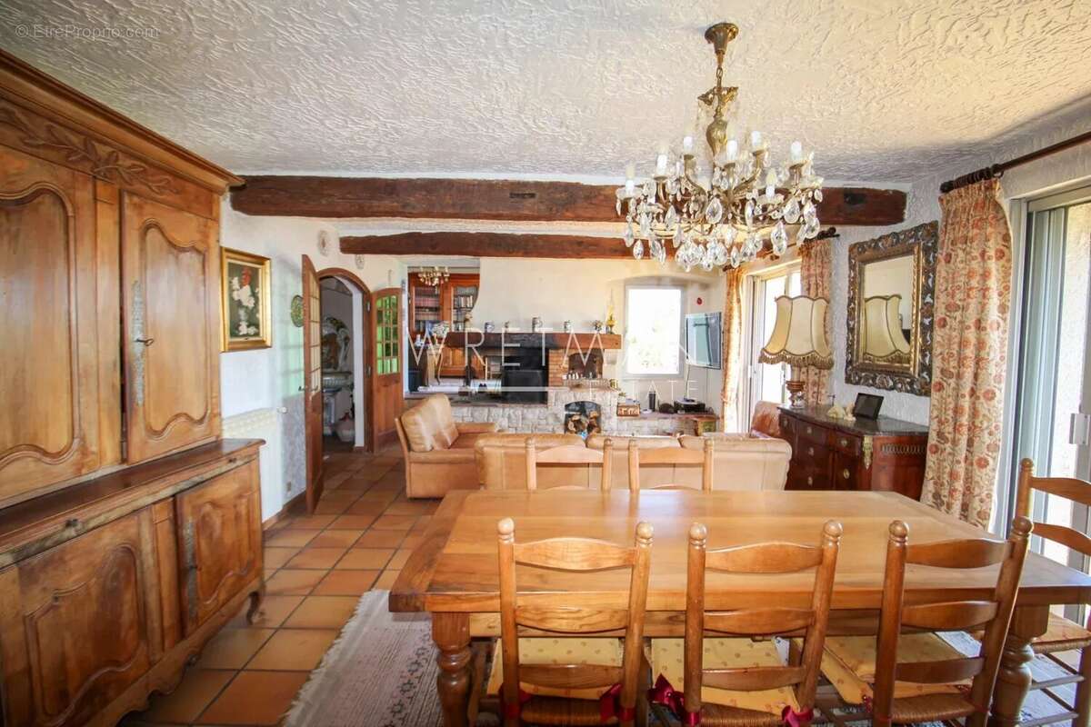 Maison à SPERACEDES