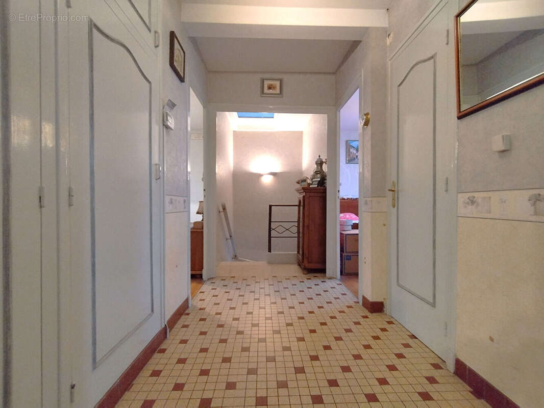 Maison à SAINT-PIERRE-DES-CORPS