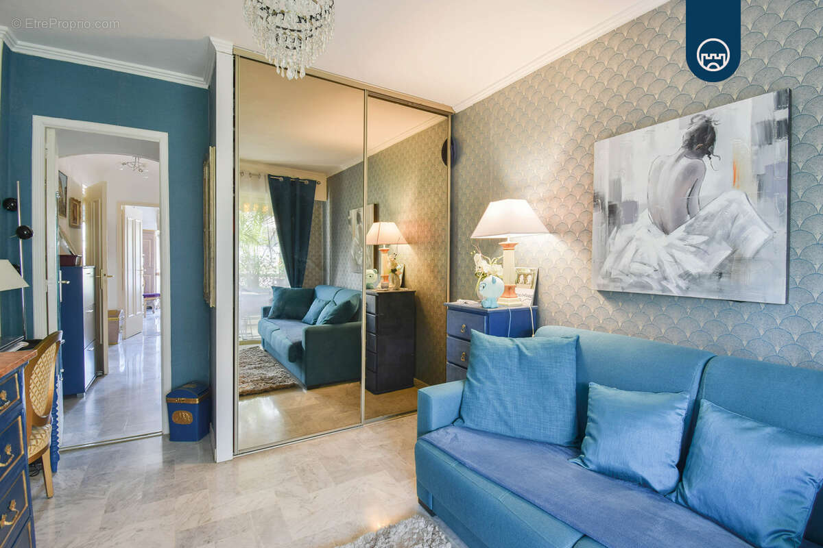 Appartement à LE CANNET