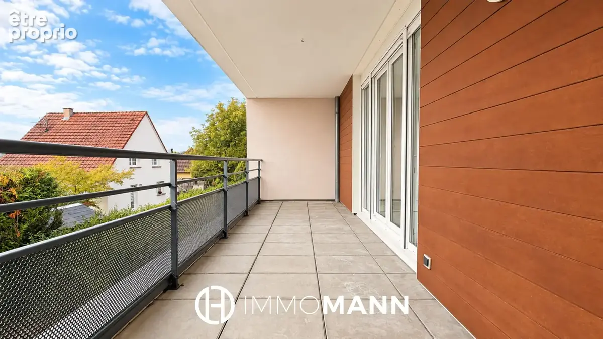 Duplex inversé avec jardin, terrasses, garage et parking - photo 8