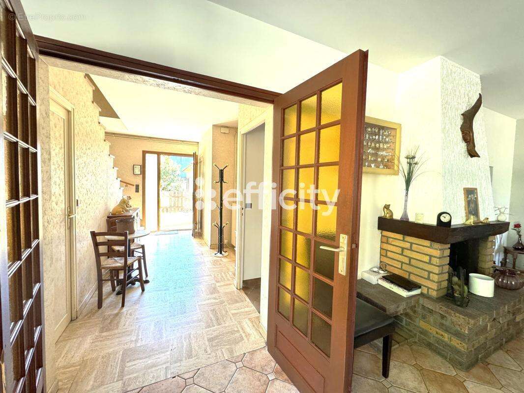 Maison 163 m² à Chaville  - photo 6