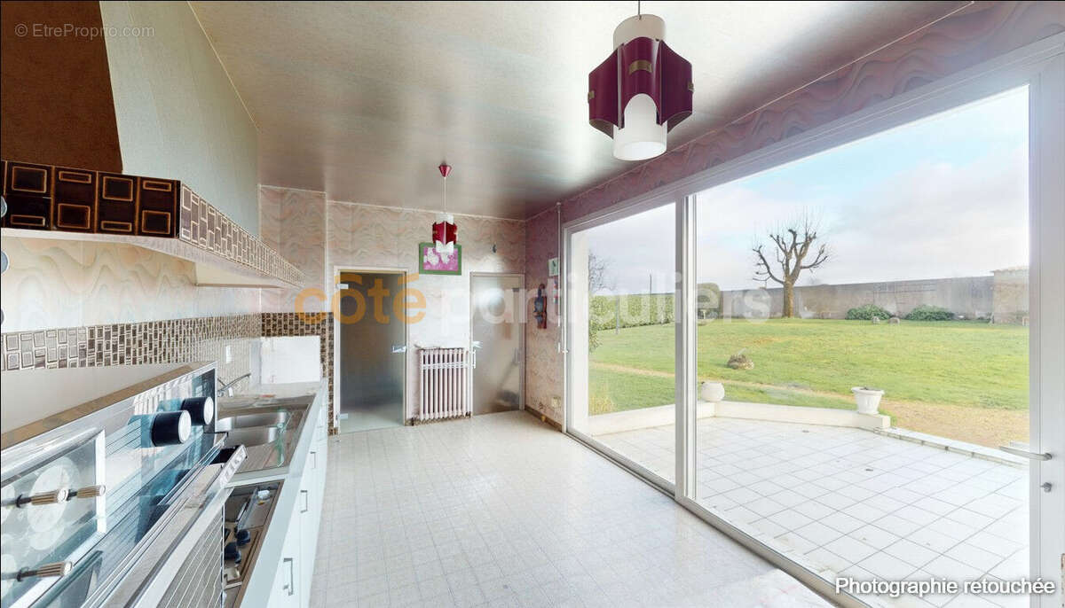 Maison à MORTAGNE-SUR-SEVRE