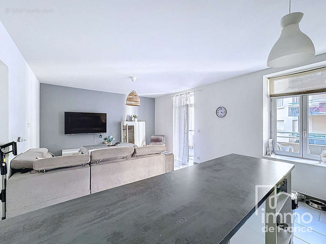 Appartement à BELLEGARDE-SUR-VALSERINE