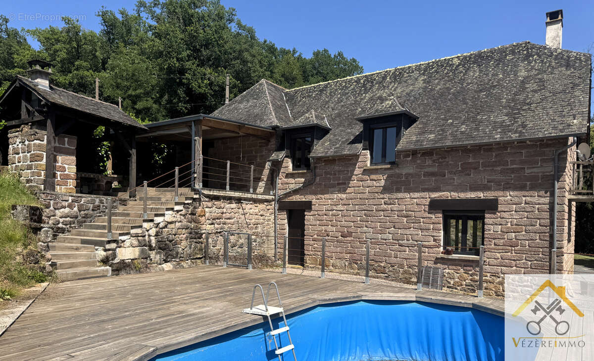 Maison à SAINT-CYPRIEN