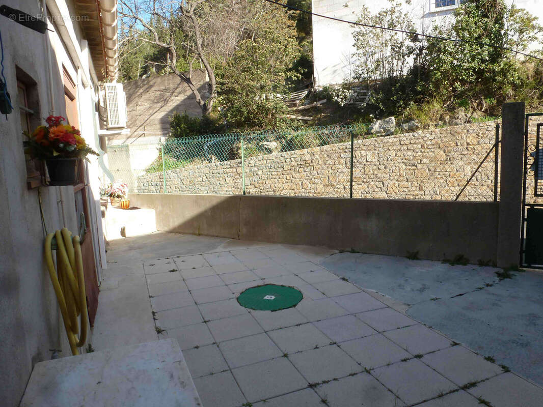 Maison à ROQUEFORT-DES-CORBIERES