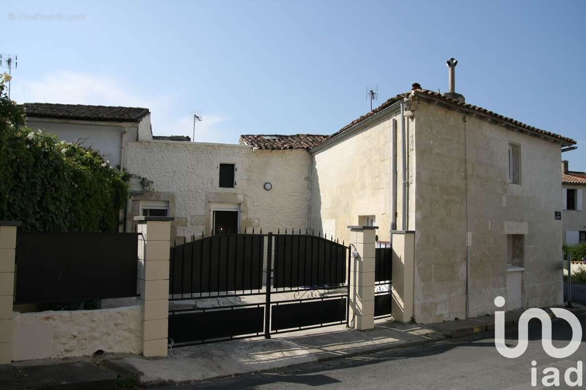 Photo 2 - Maison à MORTAGNE-SUR-GIRONDE